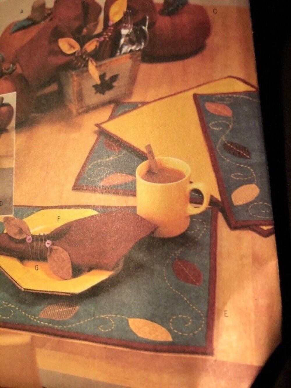 Butterick 3985 Pattern Autumn Fall Table Topper Set Pumpkin Runner Napkin Uncut - Picture 2 of 5